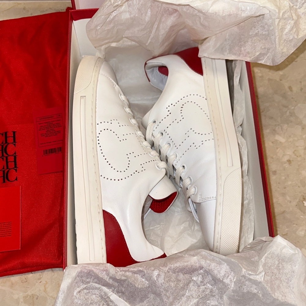 Carolina Herrera White Low-Top Sneakers with Red Heel Detail - Picture 14 of 15
